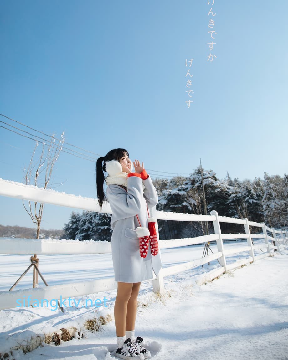 【2023-02-16】Clear Moon Video Full of Essential Oil!.m4v