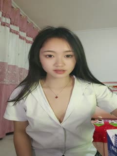 天才的怪异特征小清新美女一看就是学生，但是口活让人欲仙欲死